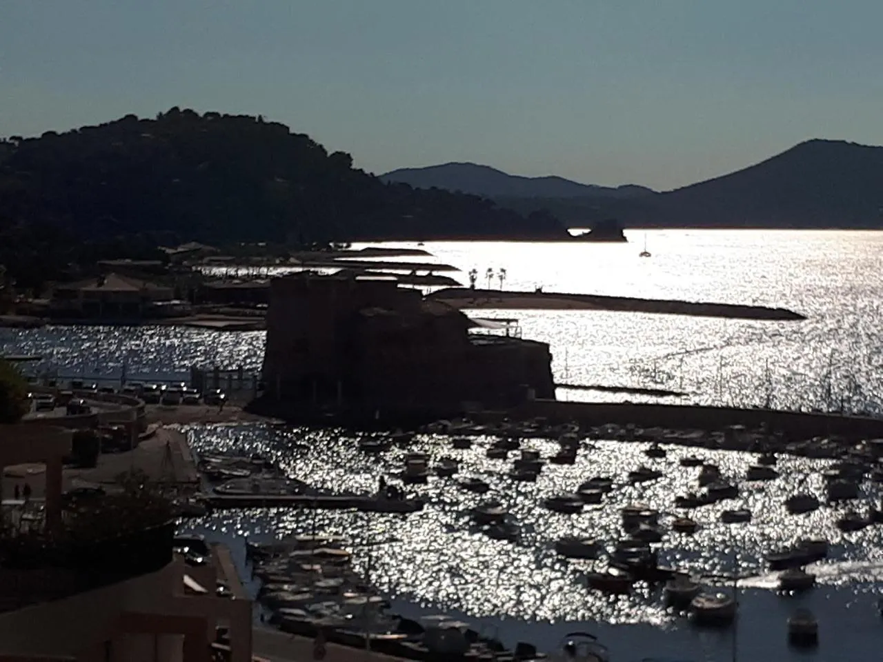 Le Saint Louis Plage Bed & Breakfast Toulon