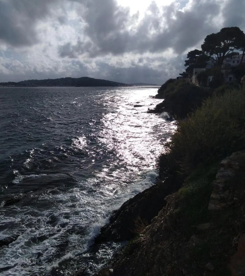 Le Saint Louis Plage Toulon